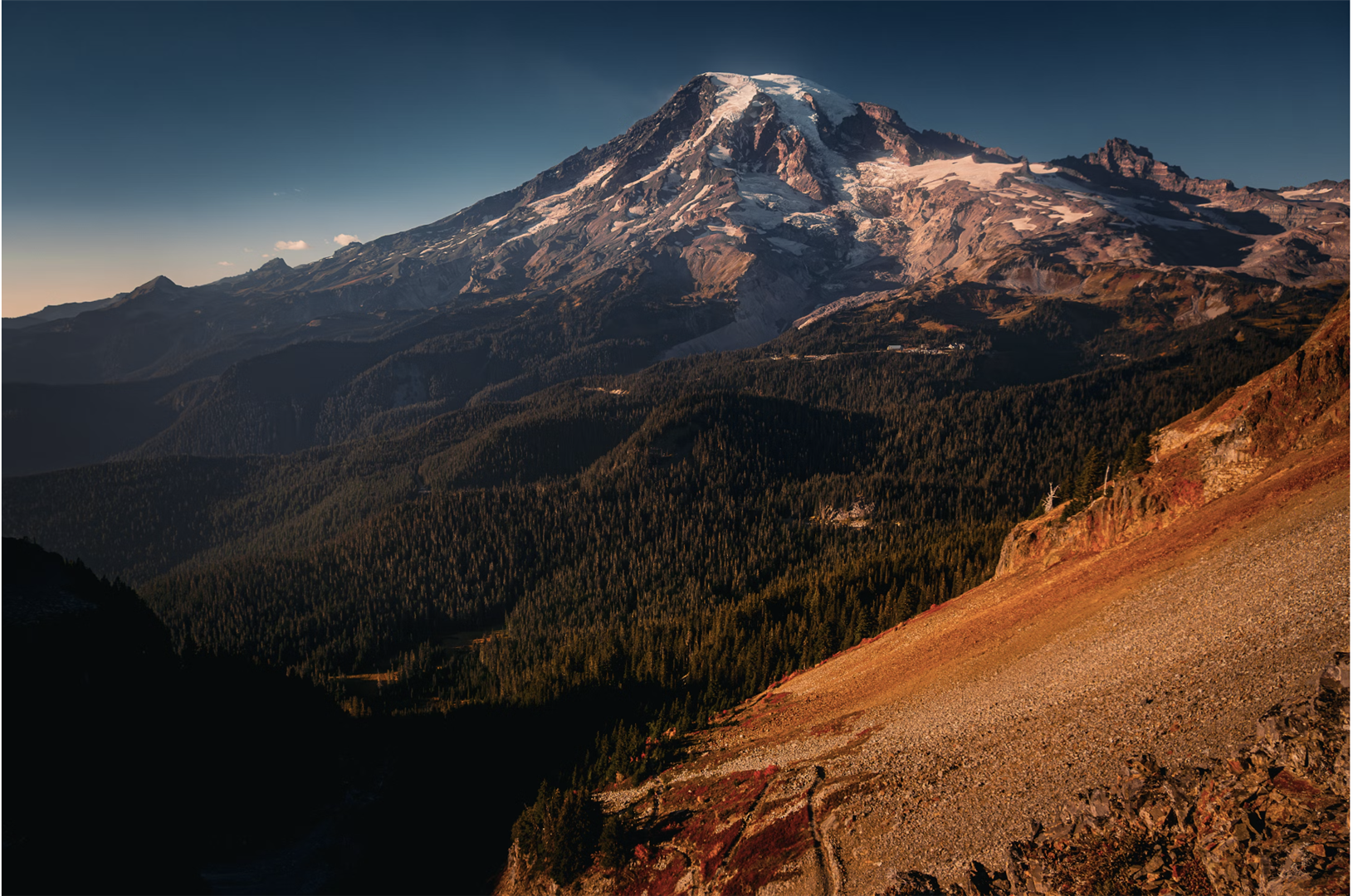 Fall Foliage Drives: Best Subaru Routes in the Pacific Northwest